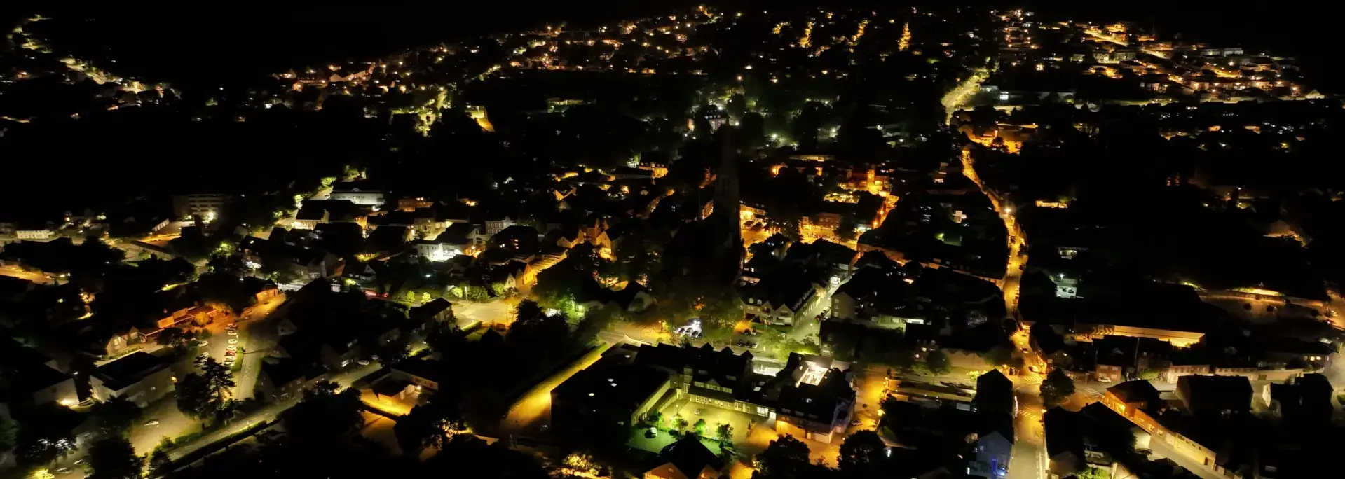 Smart City Beleuchtung in Schwalmtal bei Nacht